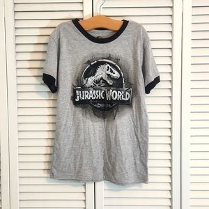 NWT Jurassic World Universal Studios Kids Tshirt